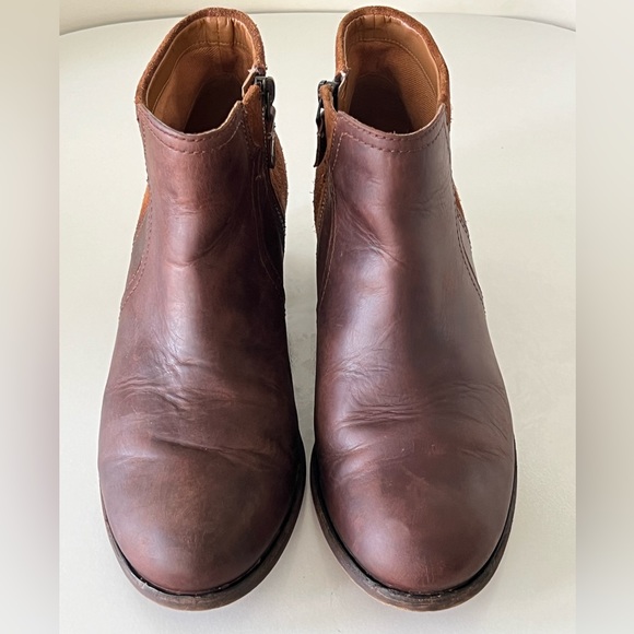 Clarks Maypearl Lilac Cognac Brown Leather Camel Ankle Boots Bootie Size 9.5 - Picture 7 of 16